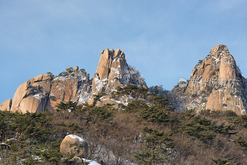 Winter Dobongsan Peaks都奉山